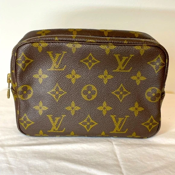 Vintage Louis Vuitton Brown Monogram Clutch Bag: Read Description - Picture 1 of 17